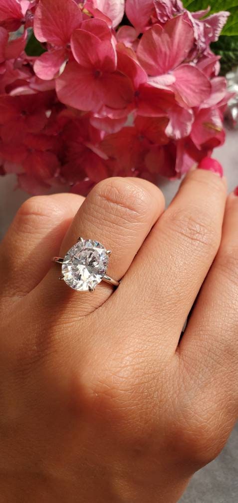 5 ct oval cz stone, oval ring, halo oval ring, engagement ring, oval cut ring, oval cz ring, statement ring, 12*10mm