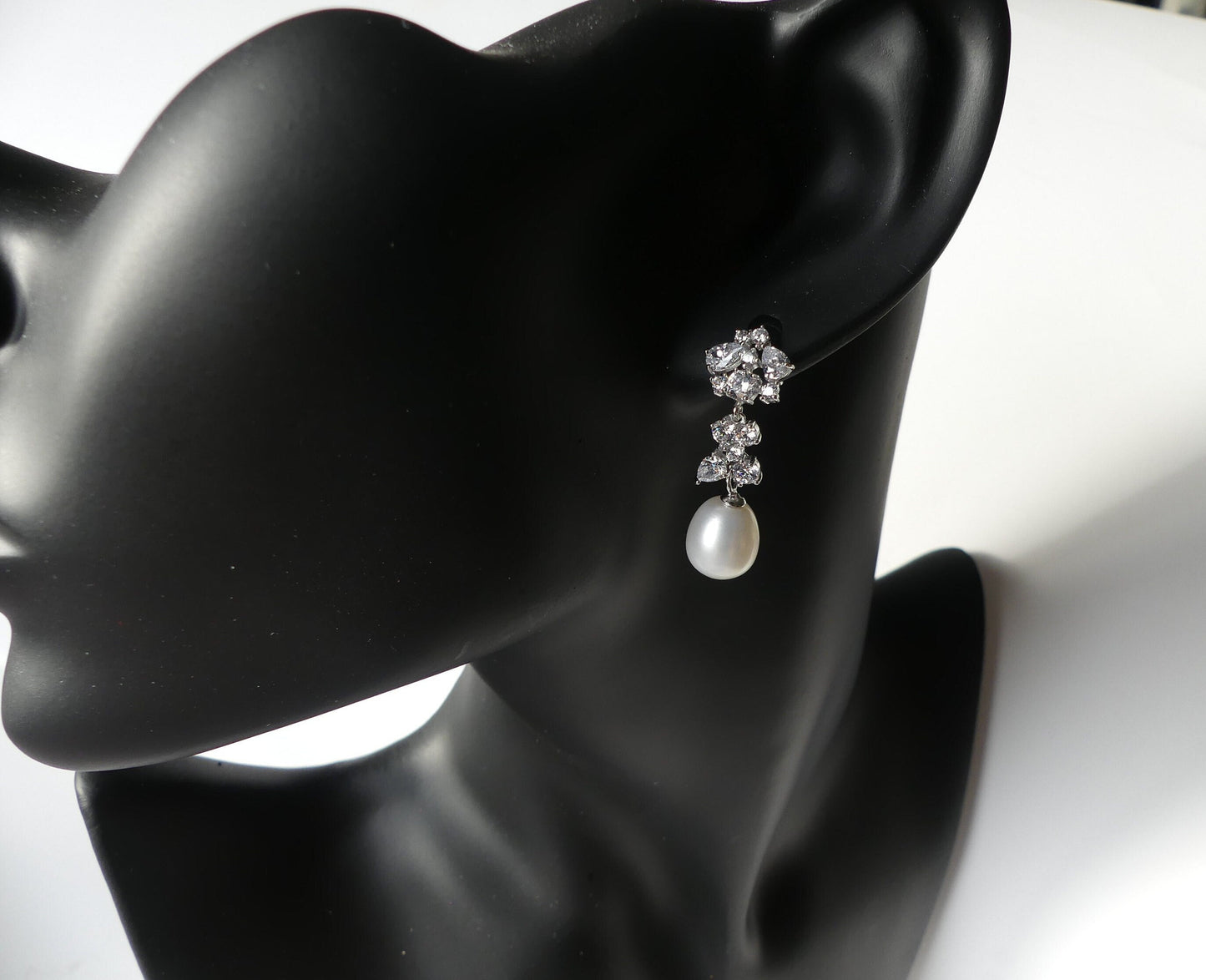 Pearl drop earrings, Wedding Earrings, Bridal earrings, Pearl cluster earrings, anniversary gift, water drop earring, jewellry, gift for her