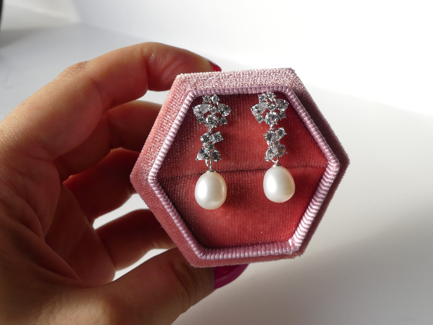 Pearl drop earrings, Wedding Earrings, Bridal earrings, Pearl cluster earrings, anniversary gift, water drop earring, jewellry, gift for her