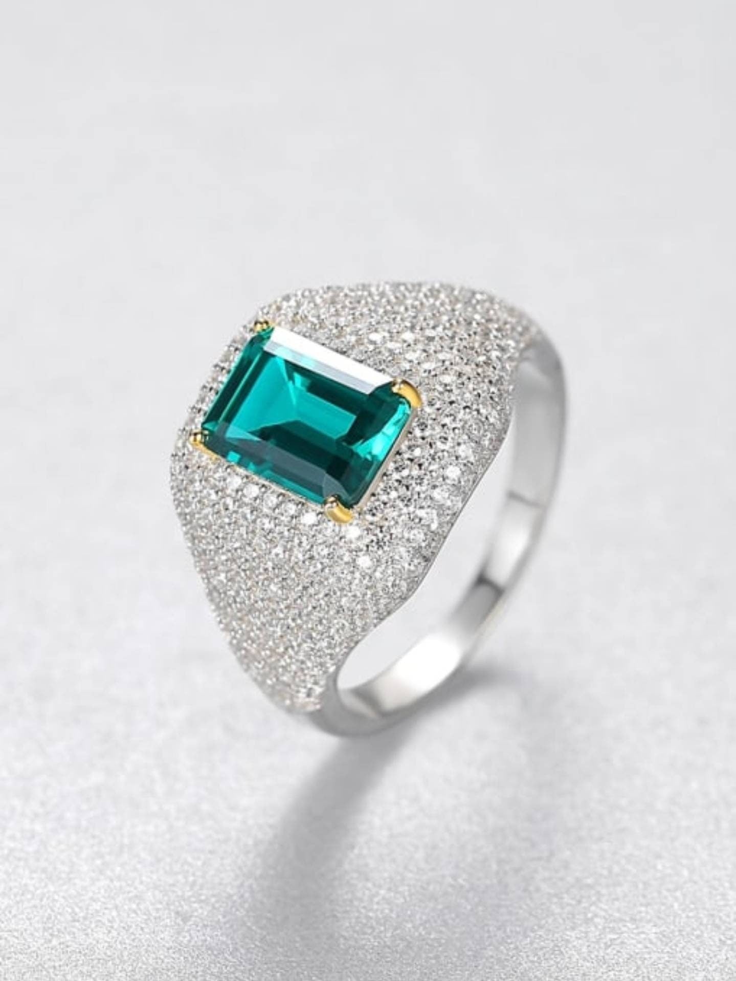 2ct Geometric ring, gemstone ring, anniversary gift, may birthstone, luxury, engagement ring, antique design, anniversary gift