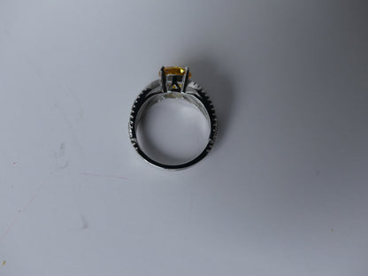 round citrine ring, yellow stone Ring, arc deco, anniversary ring, yellow stone ring, engagement ring, solitaire, geometric ring, antique