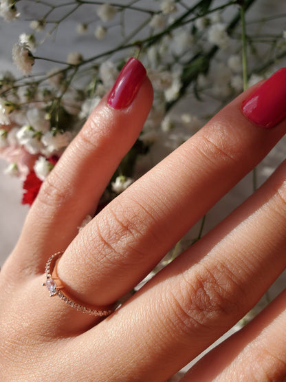 East west oval ring, simulated diamond, Rose gold plated ring, dainty oval ring, oval engagement ring, minimalist ring, propose ring, simple